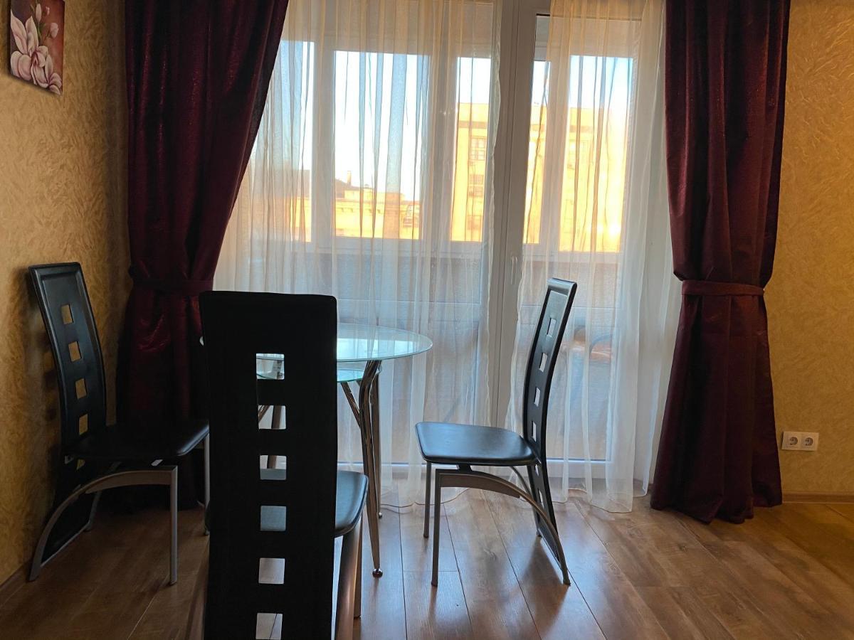 New Apartments With Panoramic Views On Avenue Nauky Carcóvia Exterior foto